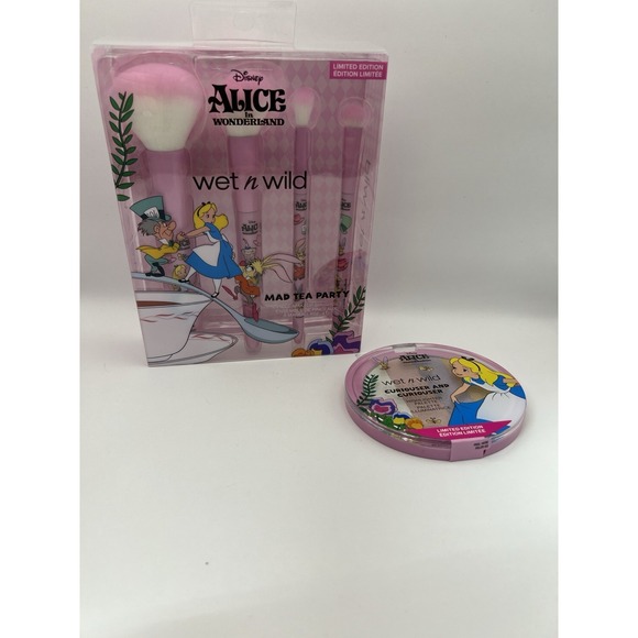 Wet n Wild Alice in Wonderland ~‎ Highlighter Palette & Makeup Brushes Limited!! - Picture 3 of 4